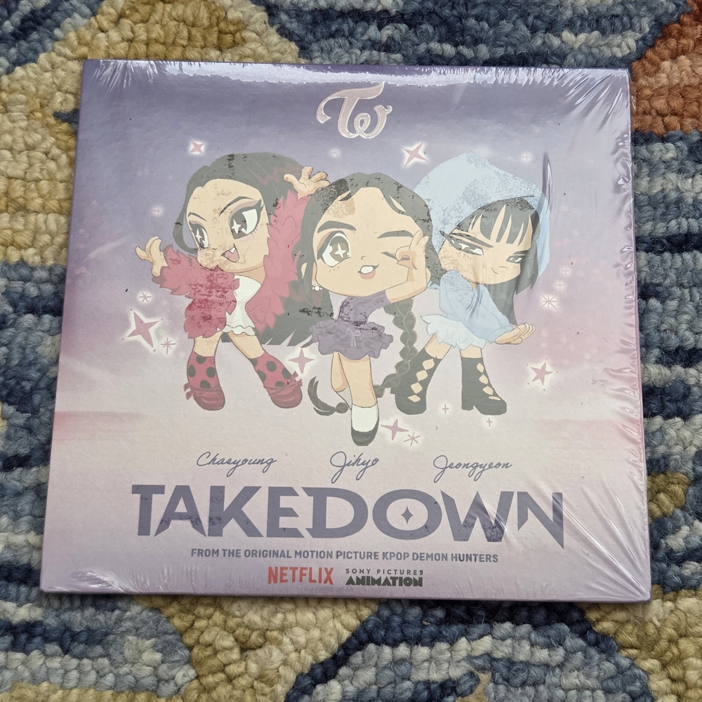 KPOP Demon Hunters Twice TAKEDOWN 7" Vinyl only Open